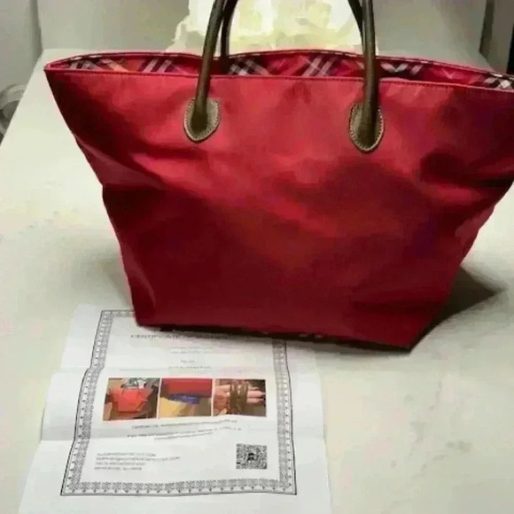 🔥🔥 Burberry Blue Label XL Red Plaid Tote & COA EUC! - Picture 3 of 7